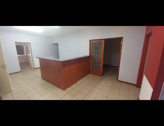 OFFICE PROPERTY TO RENT IN THREE RIVERS